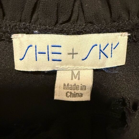 She & Sky Ribbed Flutter Sleeve Pullover Blouse Career‎ Black Size Medium - Picture 6 of 7